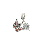 Charm de Mariposa con Flor Rosa