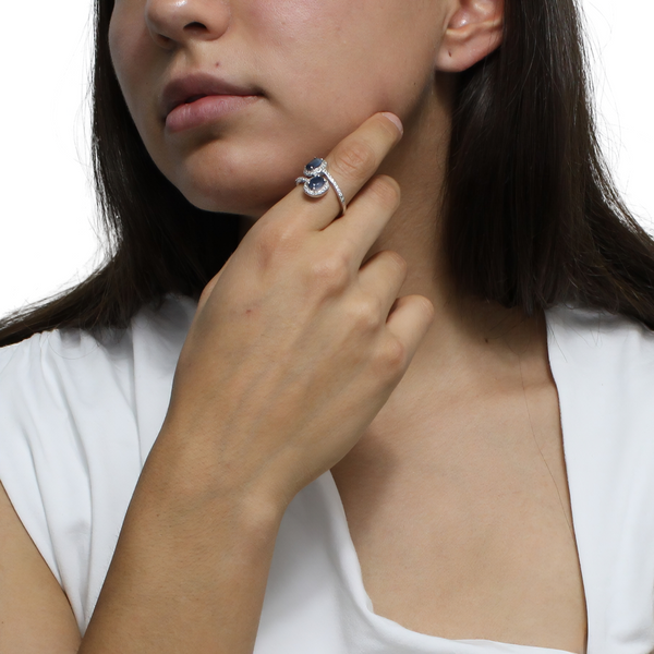 Anillo Piedra Natural Ovalos con Circonias Alrededor