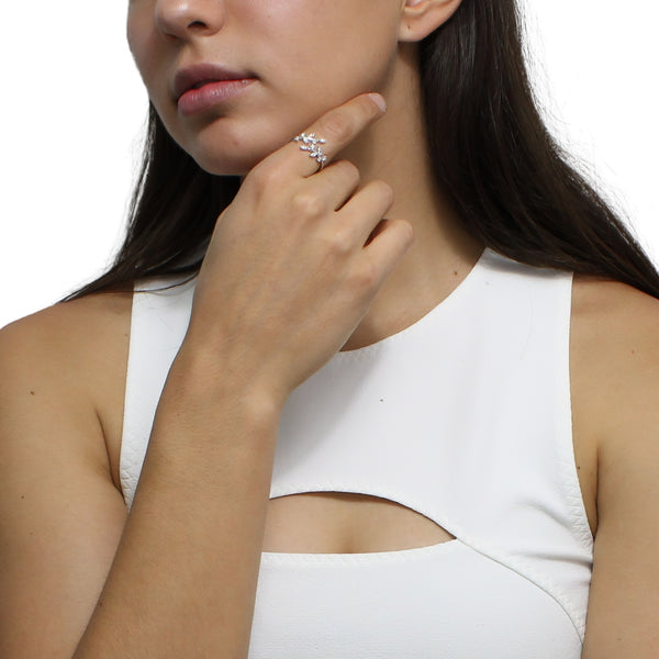 Anillo Hoja Circonia