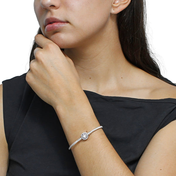 Pulsera Para Dijes Con Broche De Circonias
