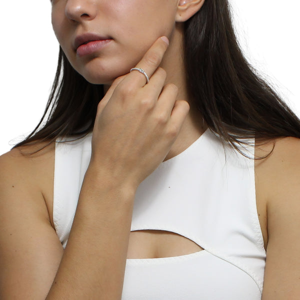 Anillo de Trapecio con Circonia