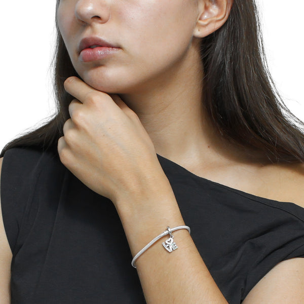 Charm de "LOVE"
