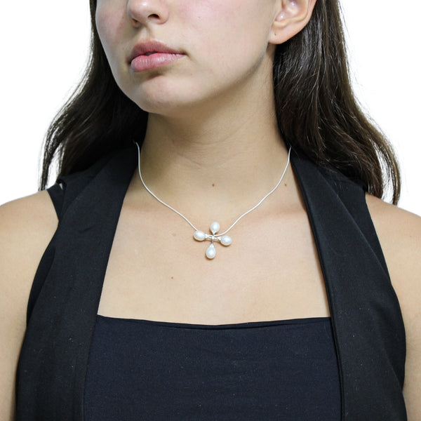Cruz de Perlas
