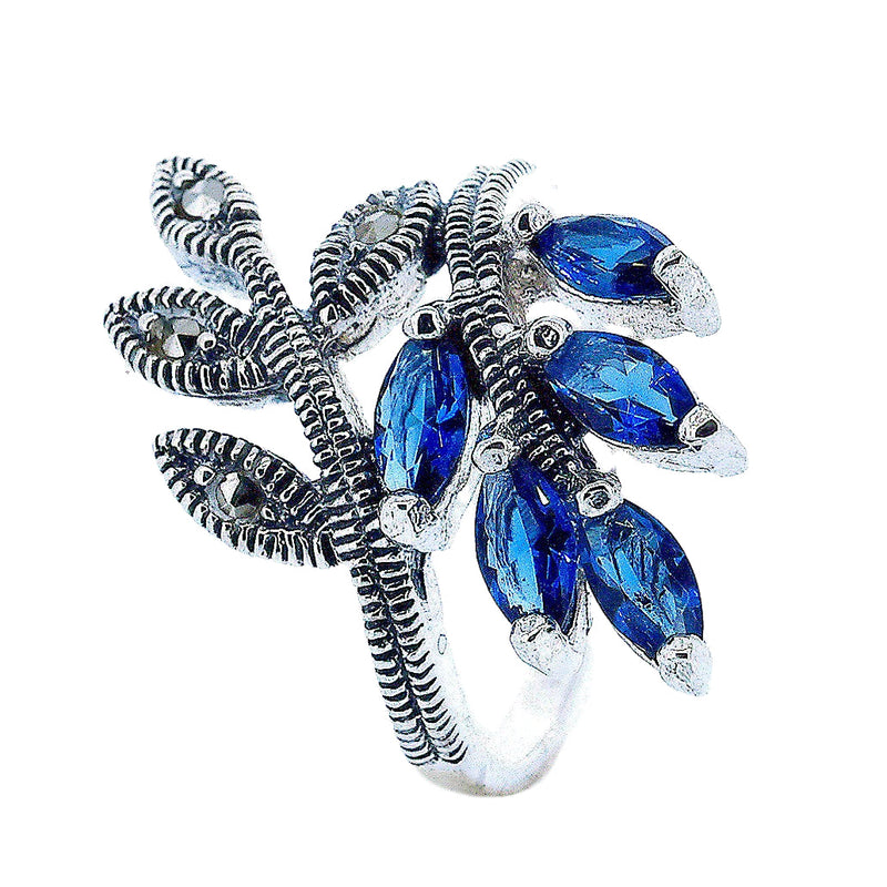 Anillo De Plata Con Marquesita y Circonia