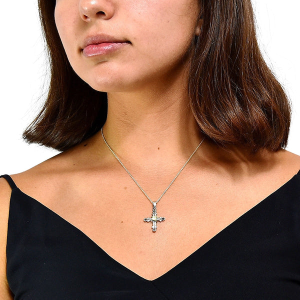 Collar Con Cruz De Plata Chica