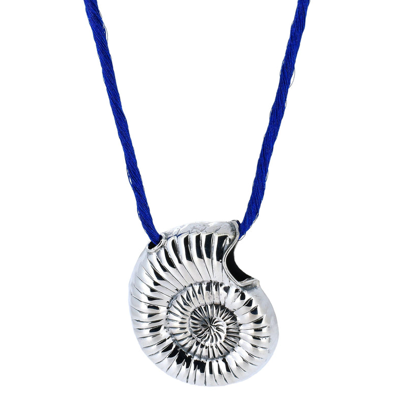 Collar De Seda Japonesa Con Dije De Caracol