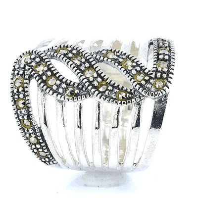 Anillo De Plata Con Marquesita